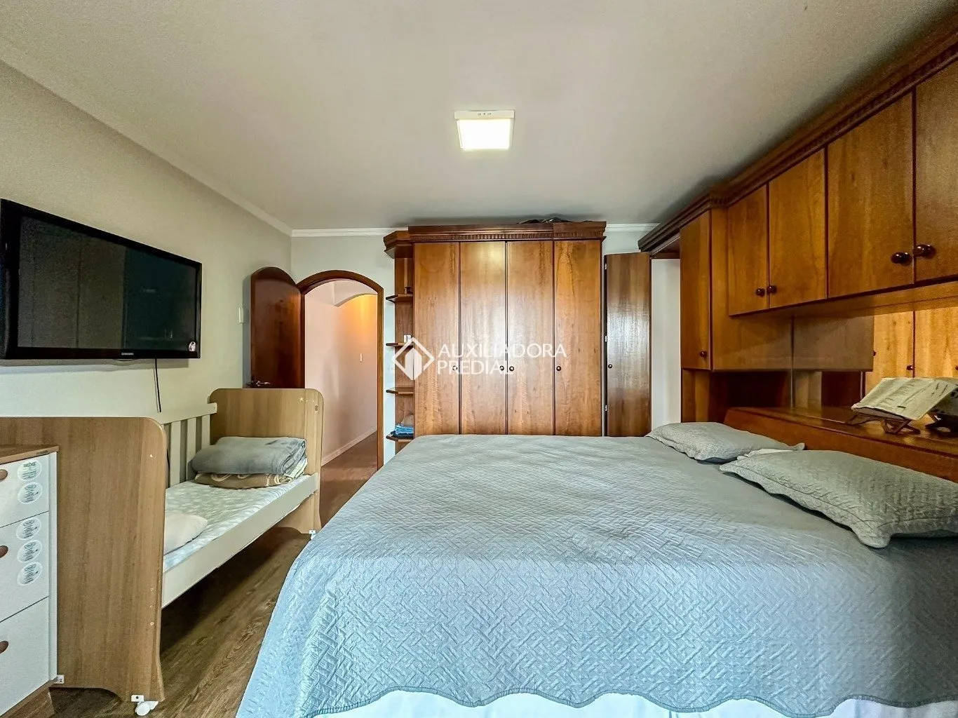 SOBRADO 4 DORMIT&Oacute;RIOS (3 SU&Iacute;TES) - SANTO ANDR&Eacute; - VILA TIBIRI&Ccedil;A (834526)  Santo André - 