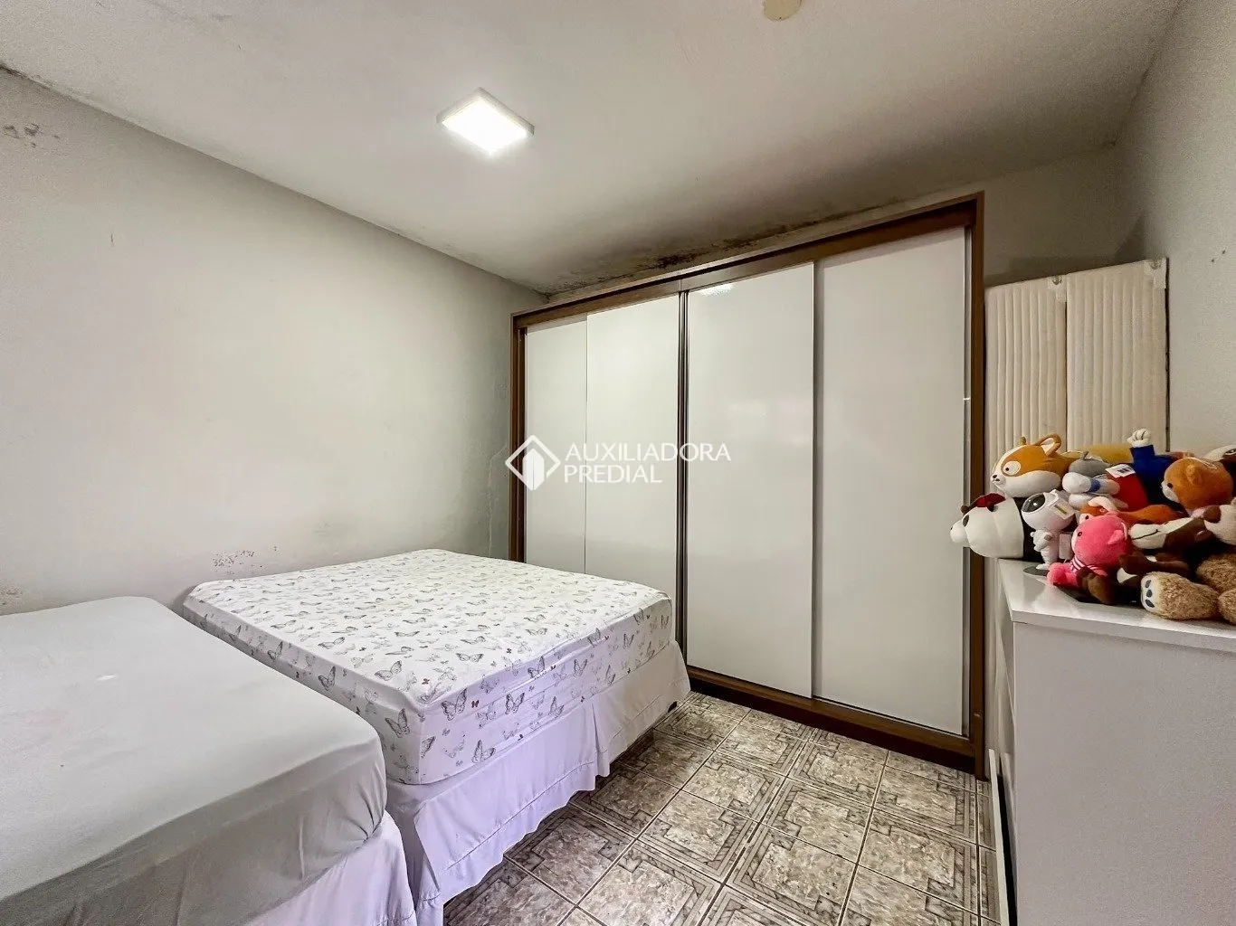 SOBRADO 4 DORMIT&Oacute;RIOS (3 SU&Iacute;TES) - SANTO ANDR&Eacute; - VILA TIBIRI&Ccedil;A (834526)  Santo André - 