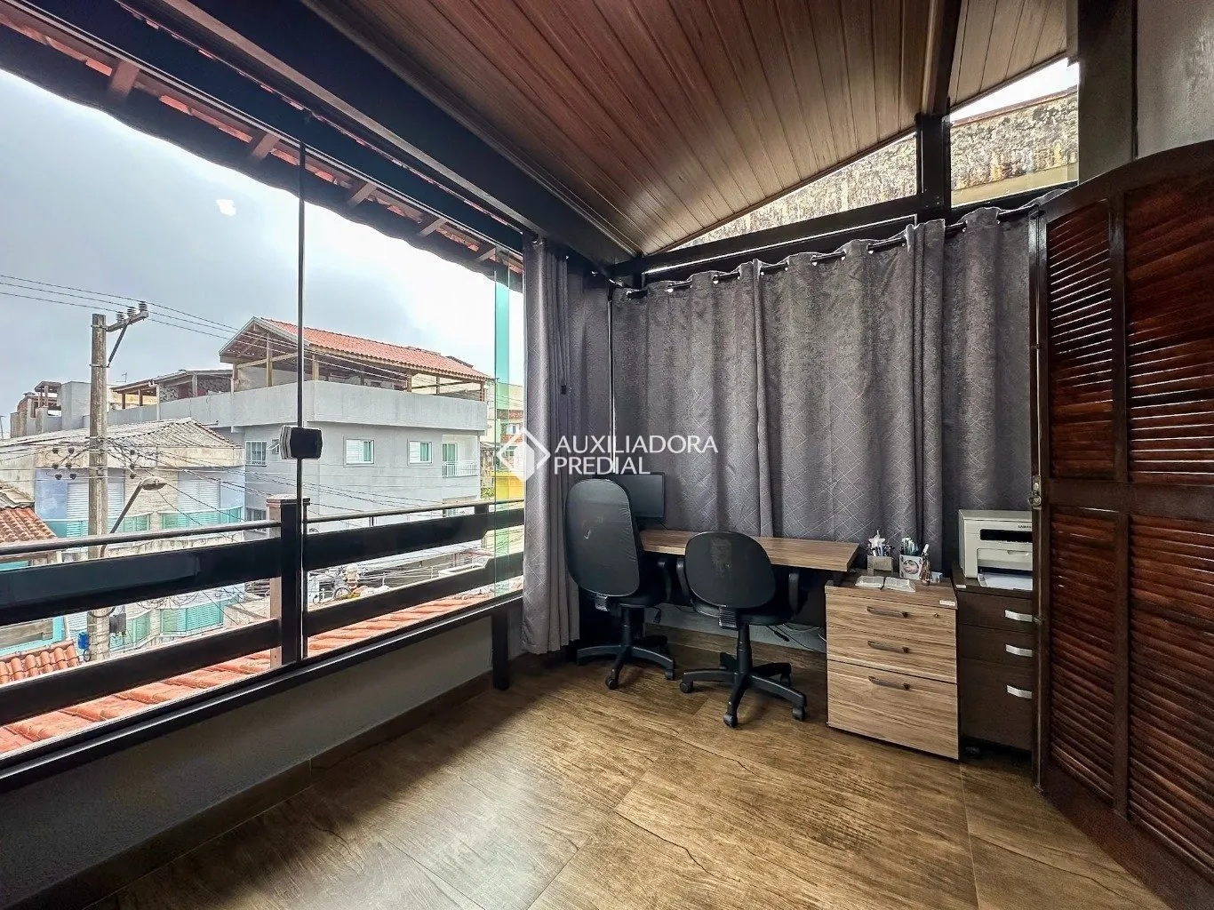 SOBRADO 4 DORMIT&Oacute;RIOS (3 SU&Iacute;TES) - SANTO ANDR&Eacute; - VILA TIBIRI&Ccedil;A (834526)  Santo André - 