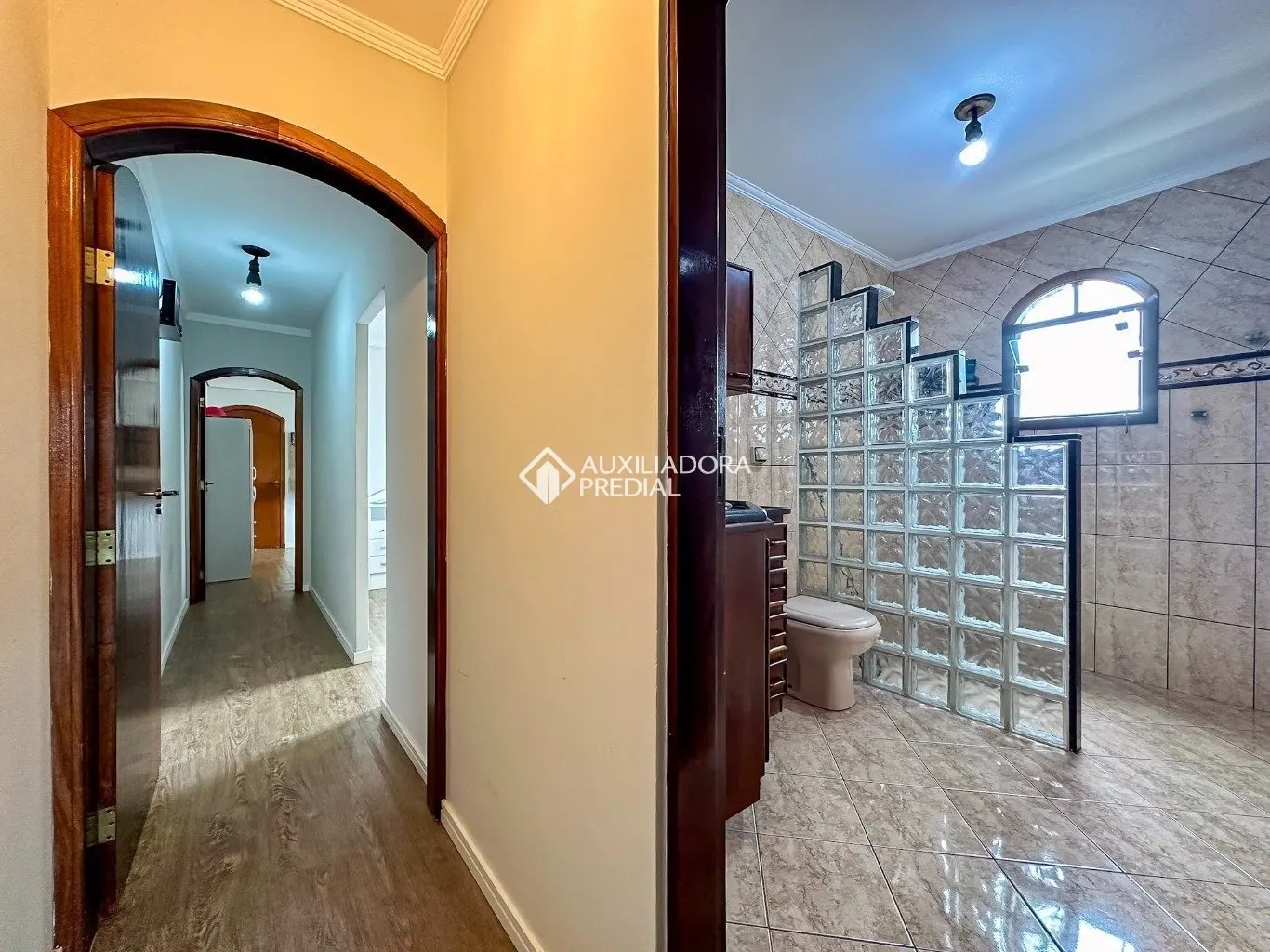 SOBRADO 4 DORMIT&Oacute;RIOS (3 SU&Iacute;TES) - SANTO ANDR&Eacute; - VILA TIBIRI&Ccedil;A (834526)  Santo André - 