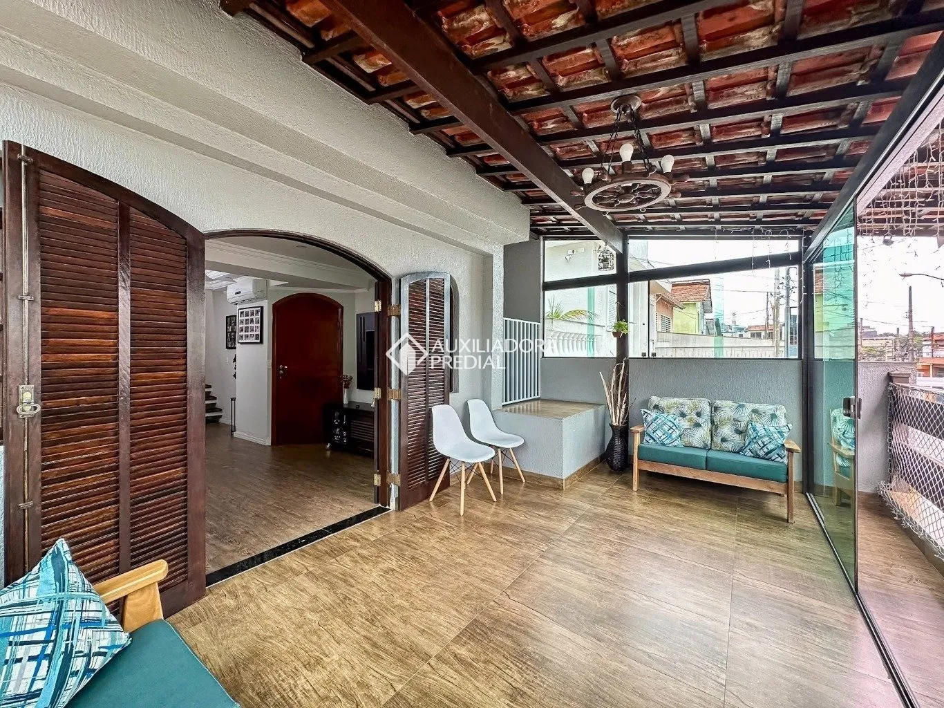SOBRADO 4 DORMIT&Oacute;RIOS (3 SU&Iacute;TES) - SANTO ANDR&Eacute; - VILA TIBIRI&Ccedil;A (834526)  Santo André - 