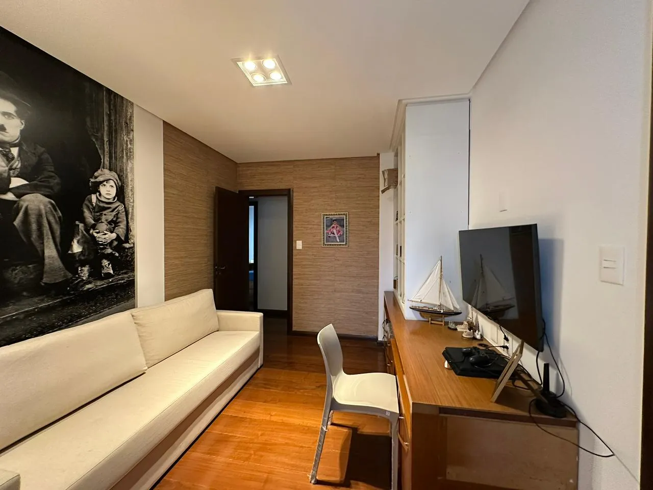 APARTAMENTO 4 SU&Iacute;TES VARANDA PISCINA ACADEMIA GARAGENS &Agrave; VENDA CAM &Aacute;RVORES PITUBA! Rua do Ébano Salvador - 