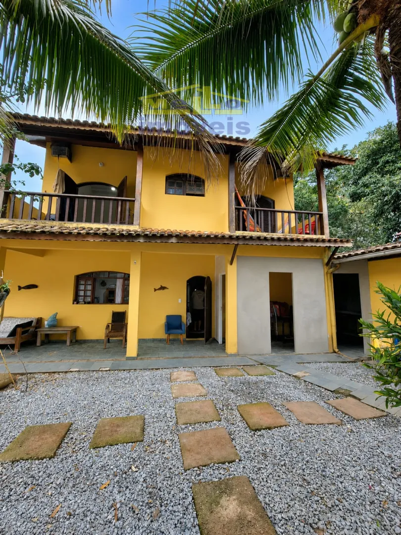 CASA &Agrave; VENDA &mdash; EXCELENTE LOCALIZA&Ccedil;&Atilde;O CASA CENTRAL 150 METROS DA PRAIA  São Sebastião - 