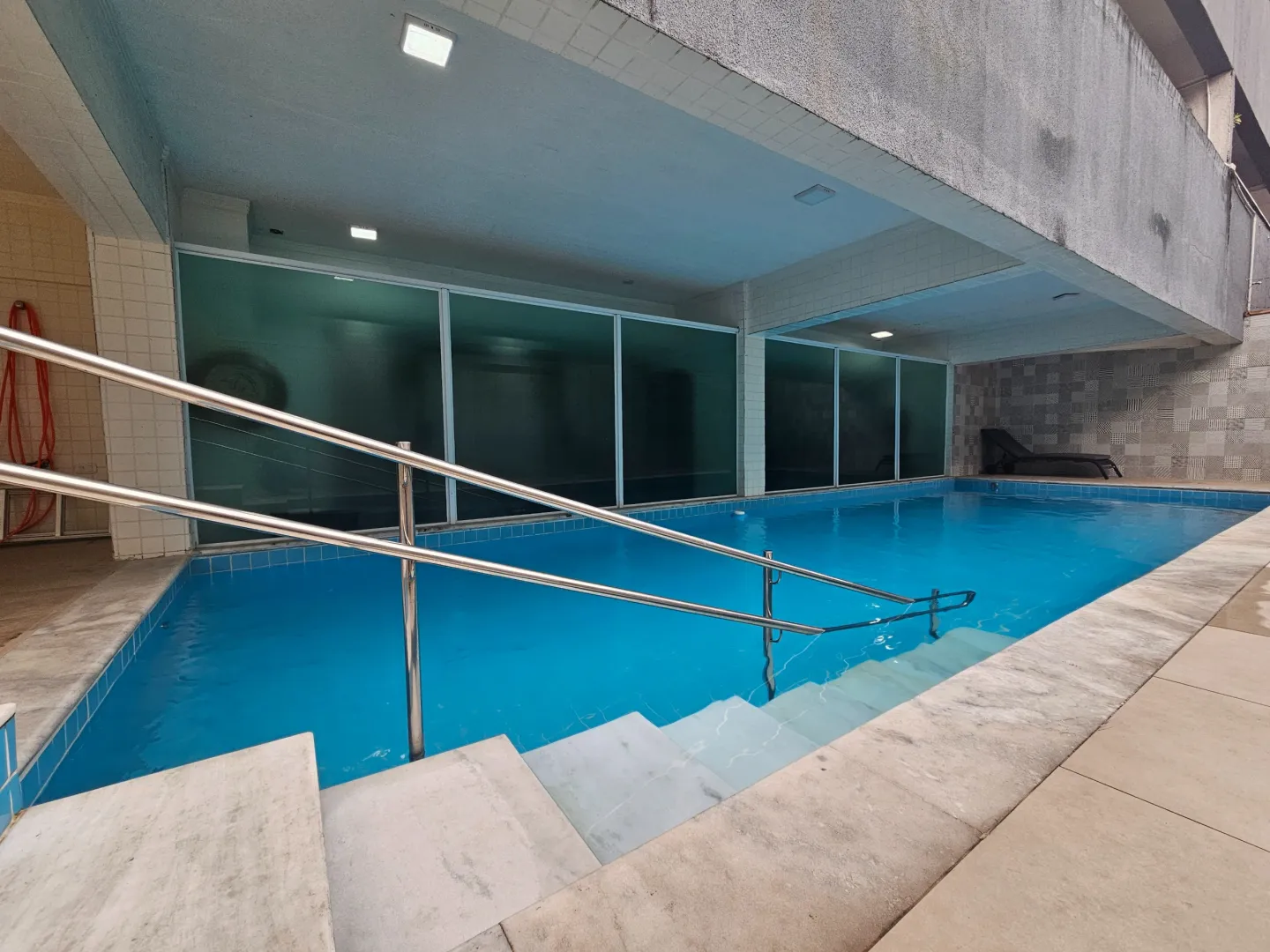 Apartamento de 63m&sup2; e 2 quartos semi-novo pertinho do porto e VLT! Rua João Guerra Santos - 