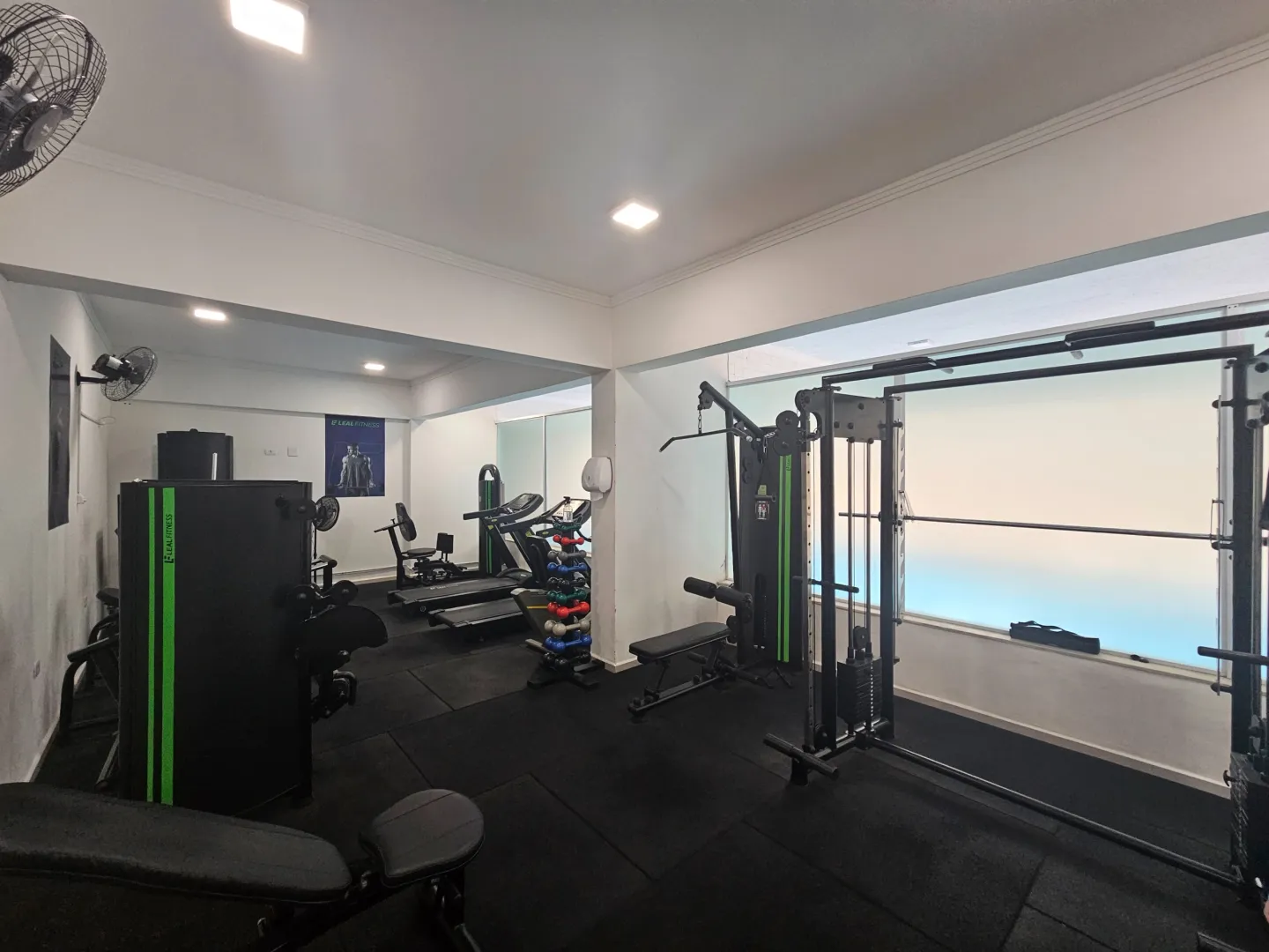Apartamento de 63m&sup2; e 2 quartos semi-novo pertinho do porto e VLT! Rua João Guerra Santos - 