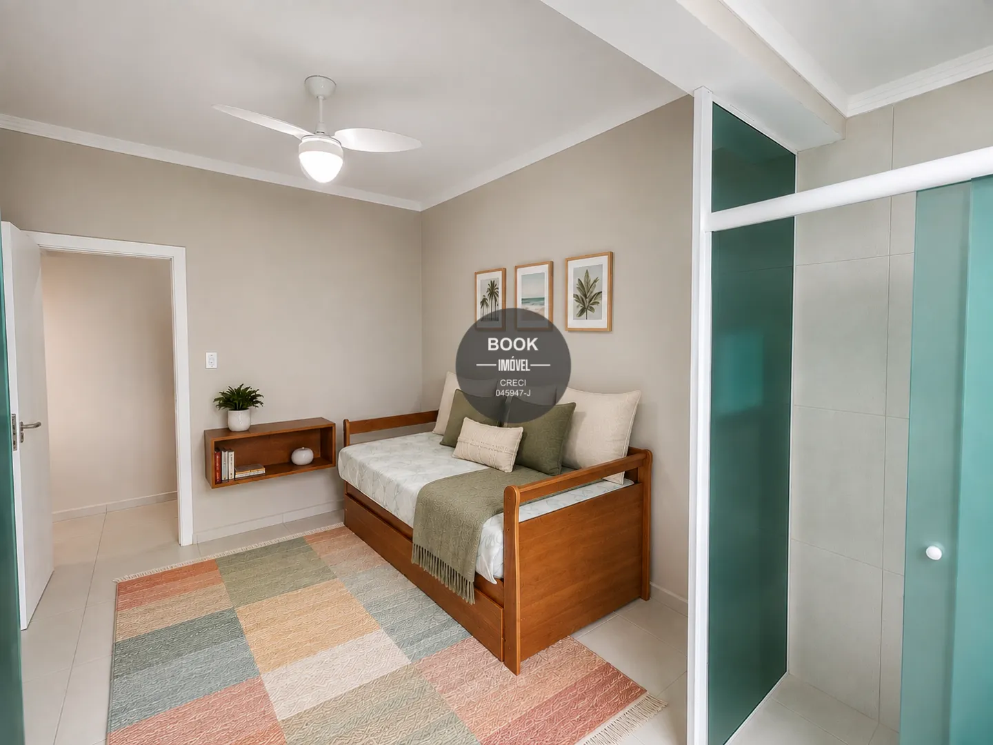 Apartamento de 80m&sup2; de 2 su&iacute;tes com vista para o mar! Avenida Presidente Wilson Santos - 