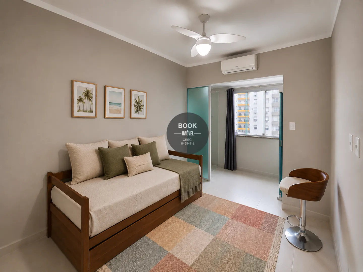 Apartamento de 80m&sup2; de 2 su&iacute;tes com vista para o mar! Avenida Presidente Wilson Santos - 