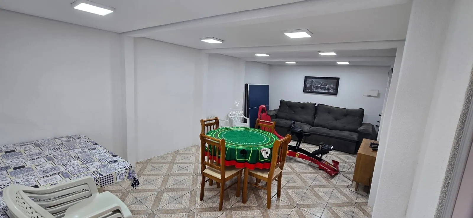 Casa t&eacute;rrea 3 dormit&oacute;rios sendo 1 su&iacute;te + 2 vagas de garagem  Guarulhos - 