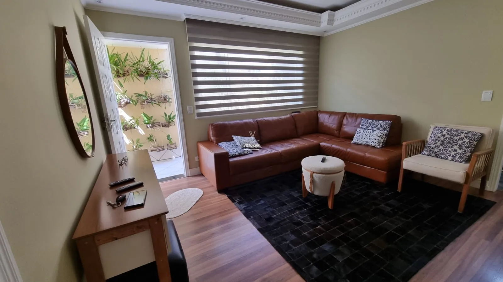 Casa t&eacute;rrea 3 dormit&oacute;rios sendo 1 su&iacute;te + 2 vagas de garagem  Guarulhos - 