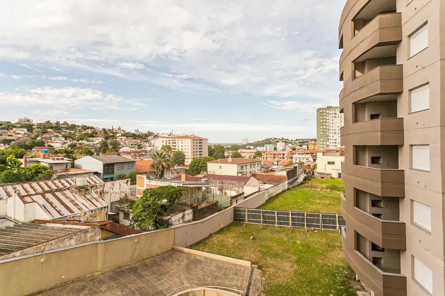 R$ 470.000 - LINDO APARTAMENTO - 85M2 - 2 DORM - SU&Iacute;TE - SACADA - 1 VAGA Avenida Professor Oscar Pereira Porto Alegre - 