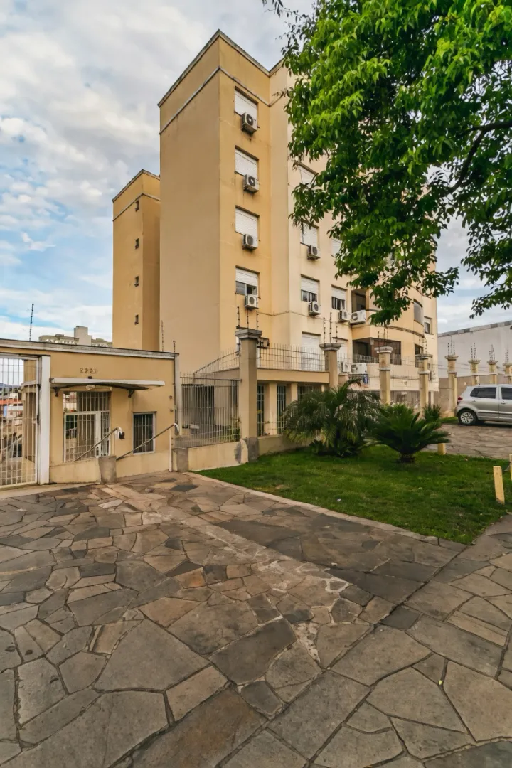 R$ 470.000 - LINDO APARTAMENTO - 85M2 - 2 DORM - SU&Iacute;TE - SACADA - 1 VAGA Avenida Professor Oscar Pereira Porto Alegre - 