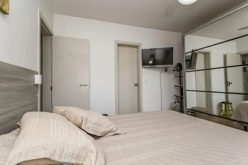 R$ 470.000 - LINDO APARTAMENTO - 85M2 - 2 DORM - SU&Iacute;TE - SACADA - 1 VAGA Avenida Professor Oscar Pereira Porto Alegre - 