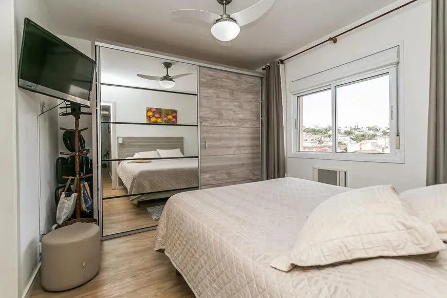 R$ 470.000 - LINDO APARTAMENTO - 85M2 - 2 DORM - SU&Iacute;TE - SACADA - 1 VAGA Avenida Professor Oscar Pereira Porto Alegre - 