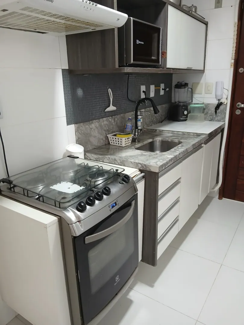 APARTAMENTO 2 QUARTOS SU&Iacute;TE GARAGEM ELEVADOR &Agrave; VENDA NA GRA&Ccedil;A Rua Djalma Ramos Salvador - 