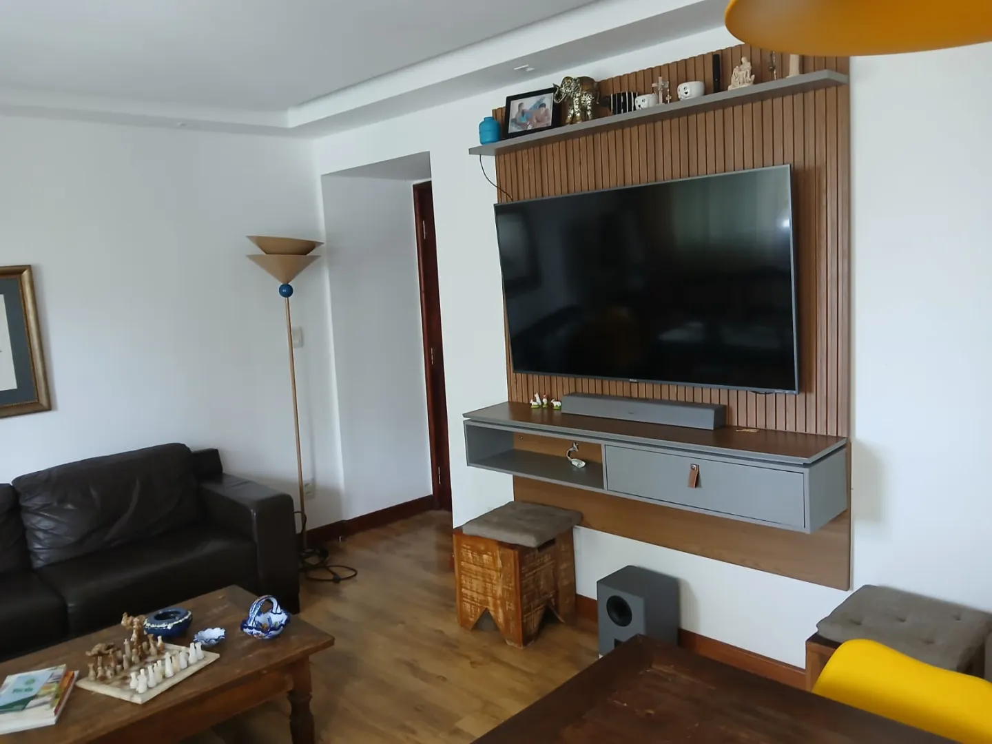 APARTAMENTO 2 QUARTOS SU&Iacute;TE GARAGEM ELEVADOR &Agrave; VENDA NA GRA&Ccedil;A Rua Djalma Ramos Salvador - 