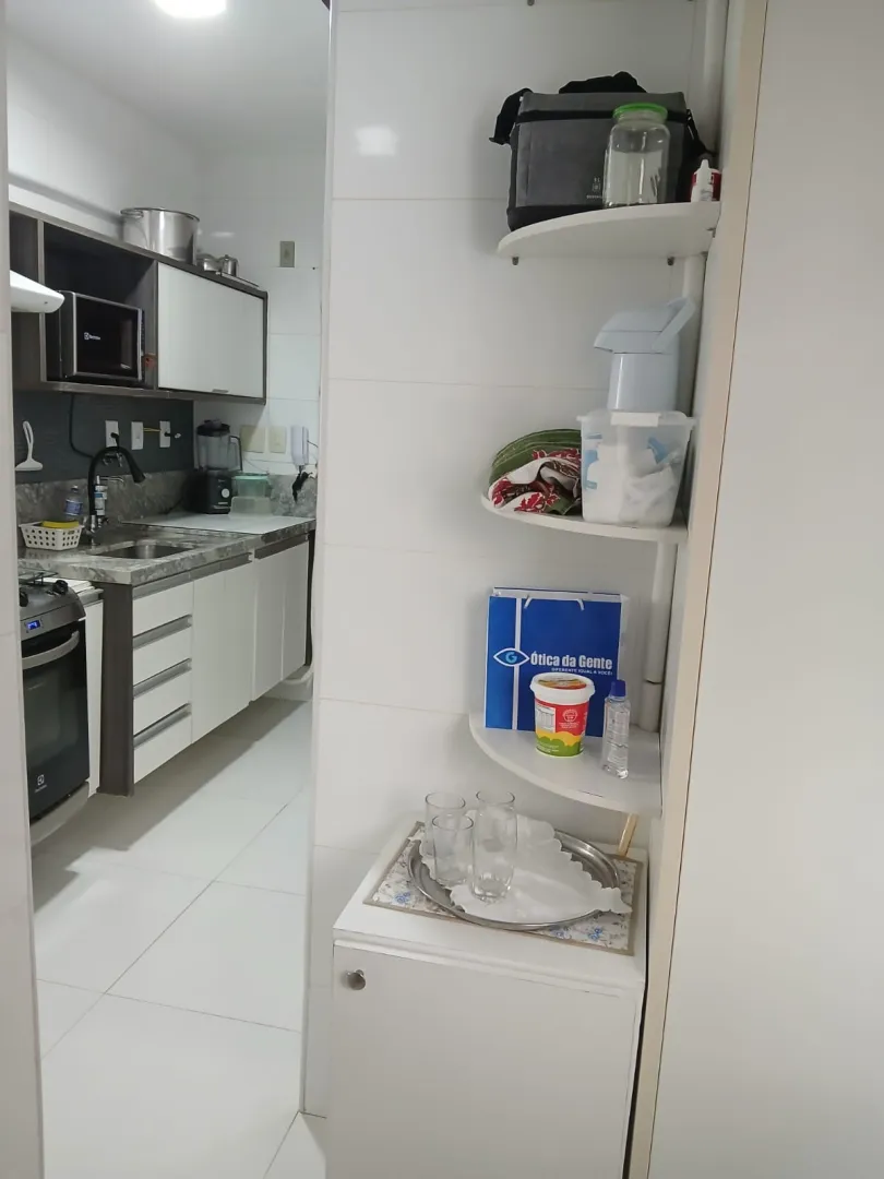 APARTAMENTO 2 QUARTOS SU&Iacute;TE GARAGEM ELEVADOR &Agrave; VENDA NA GRA&Ccedil;A Rua Djalma Ramos Salvador - 
