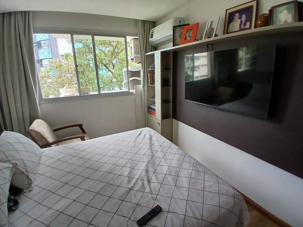 APARTAMENTO 2 QUARTOS SU&Iacute;TE GARAGEM ELEVADOR &Agrave; VENDA NA GRA&Ccedil;A Rua Djalma Ramos Salvador - 
