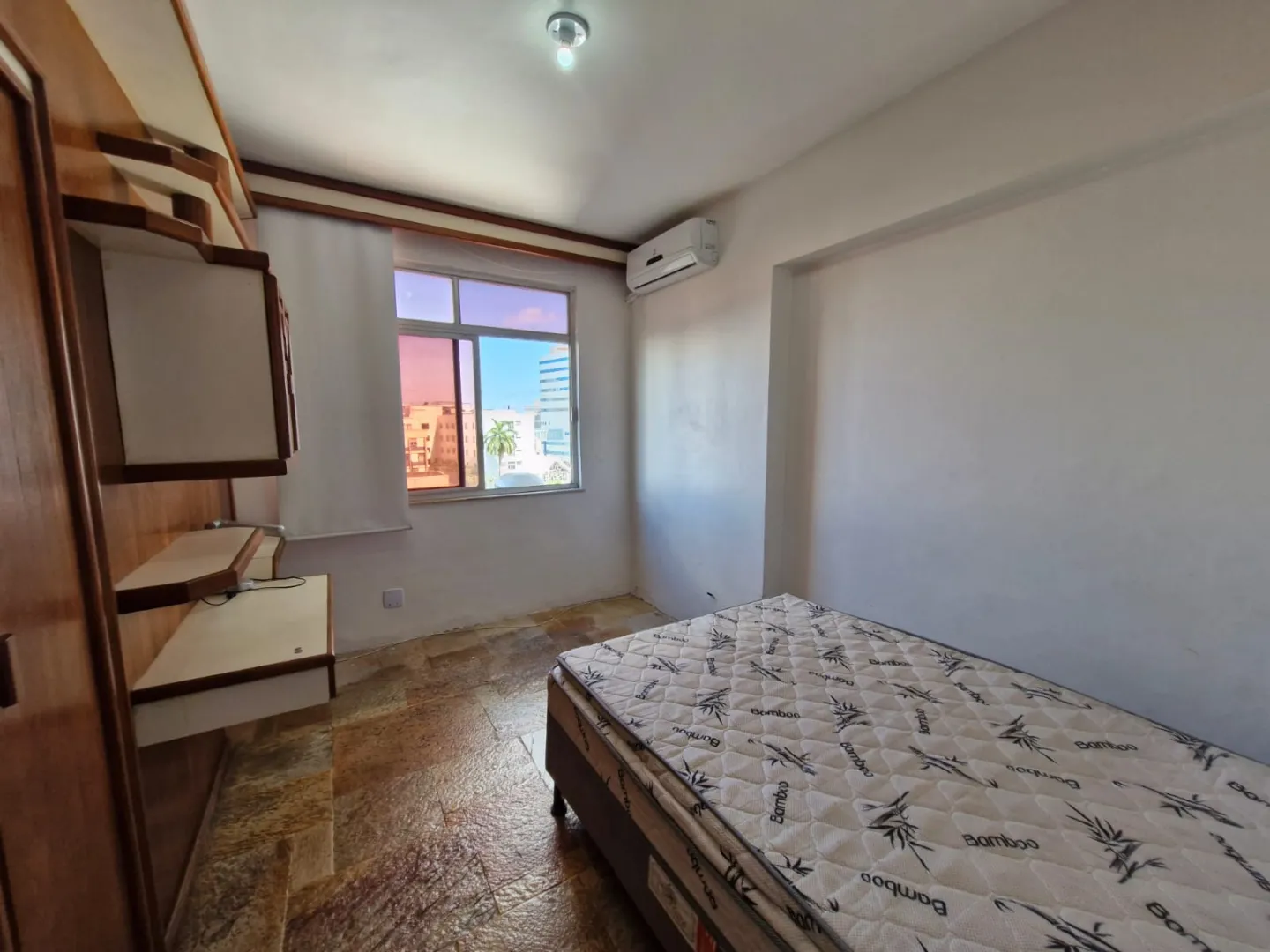 APARTAMENTO 3 QUARTOS SU&Iacute;TE DEPEND&Ecirc;NCIA GARAGEM ELEVADOR PORTARIA &Agrave; VENDA NA GRA&Ccedil;A Avenida Princesa Leopoldina Salvador - 
