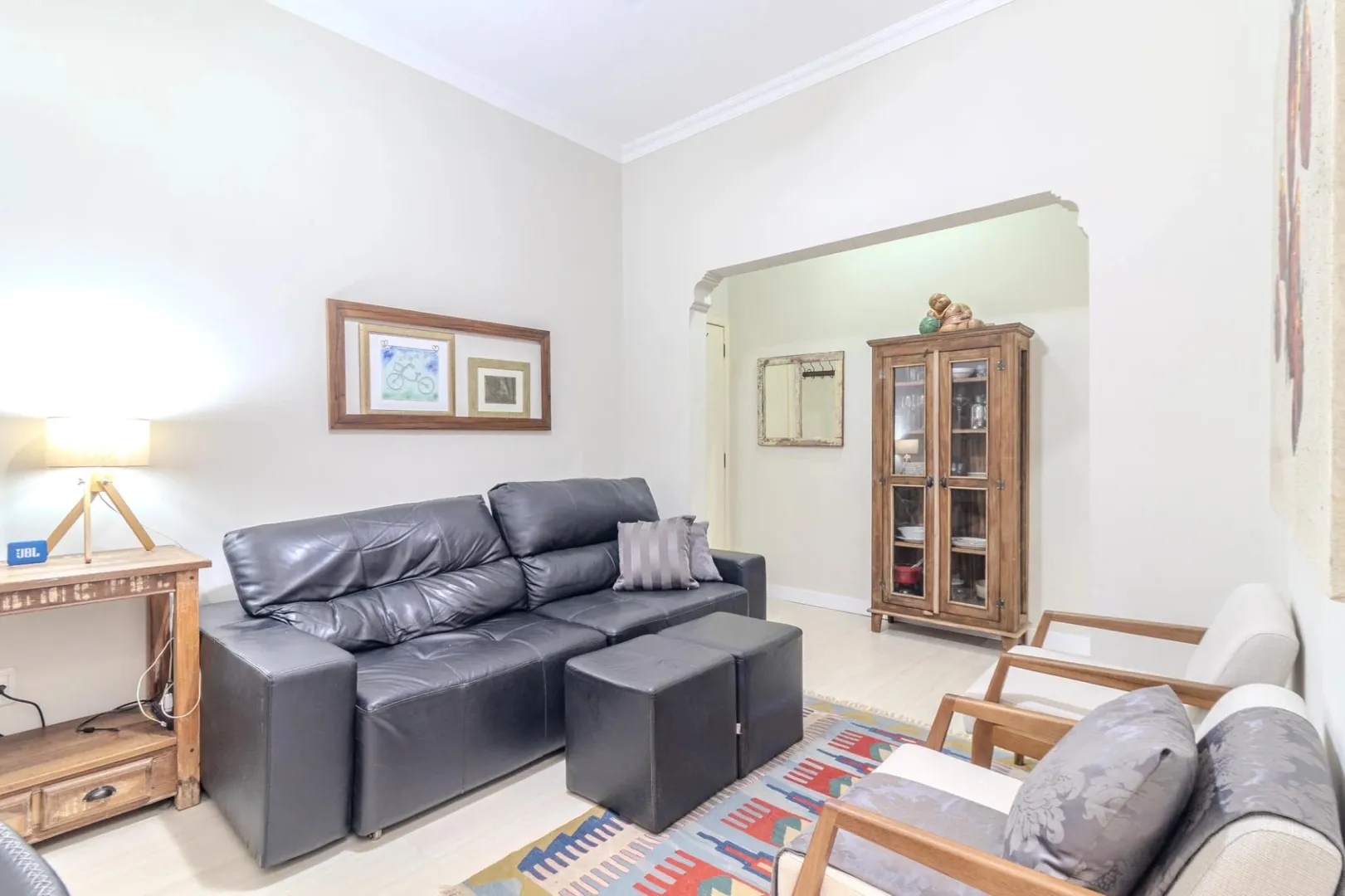 R$ 340.000 - APARTAMENTO T&Eacute;RREO - 45M2 - 1 DORM - P&Aacute;TIO Rua Coronel Bordini Porto Alegre - 
