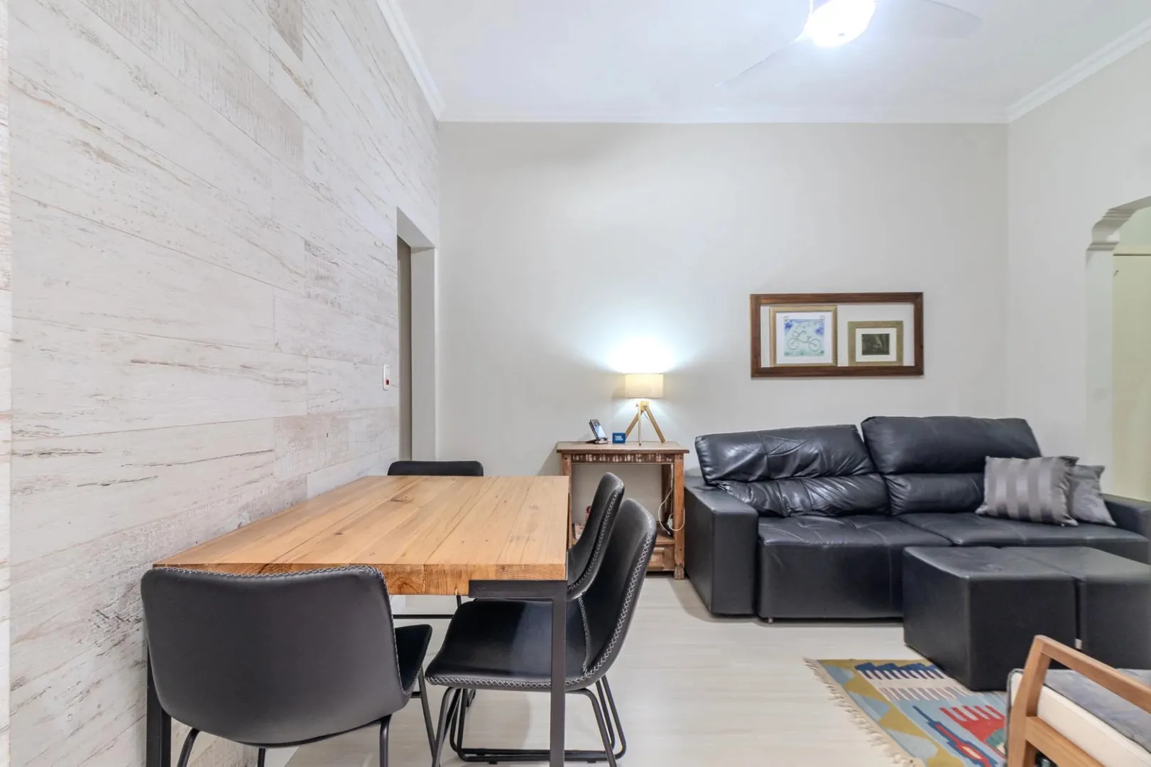 R$ 340.000 - APARTAMENTO T&Eacute;RREO - 45M2 - 1 DORM - P&Aacute;TIO Rua Coronel Bordini Porto Alegre - 
