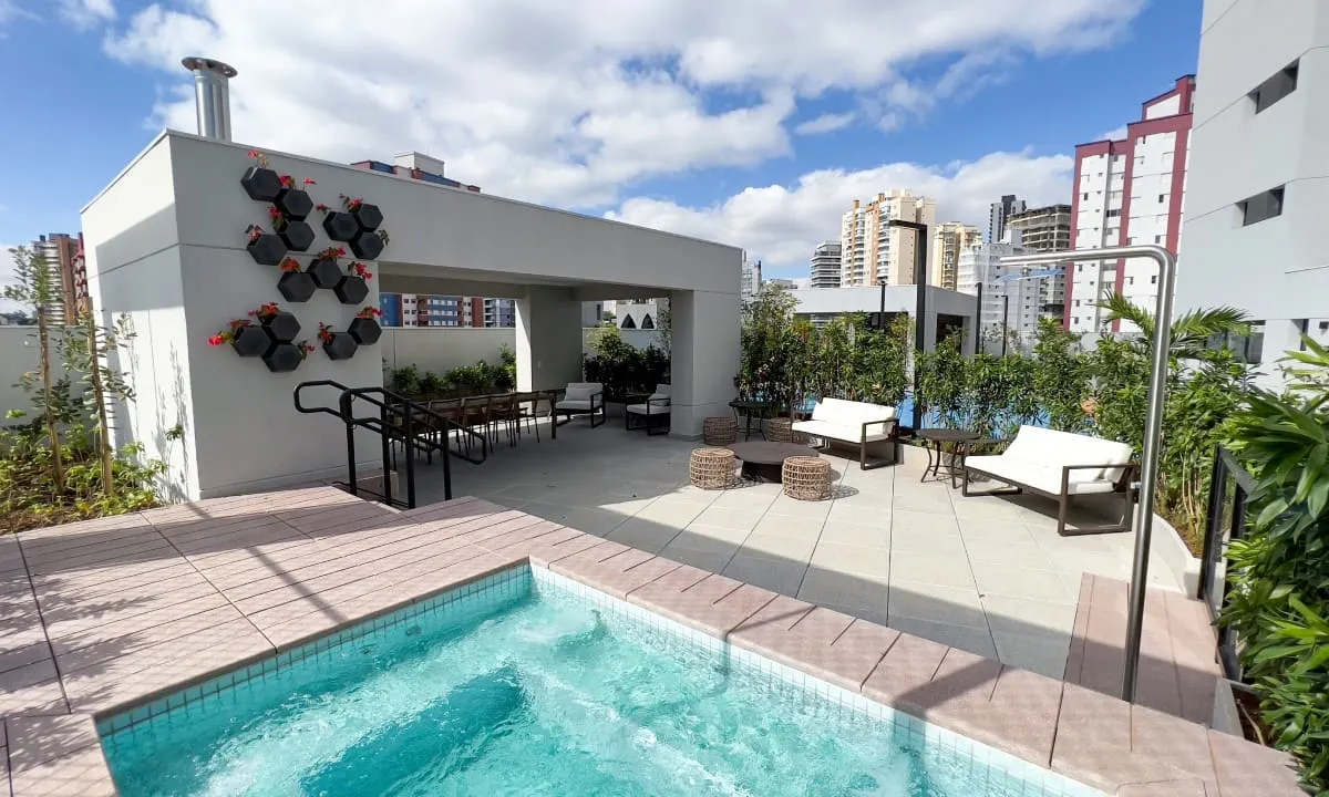 Apartamento com 64m&sup2; 2Su&iacute;tes + dep&oacute;sito e 2 vagas no Centro de Osasco Rua Alice Manholer Piteri Osasco - 