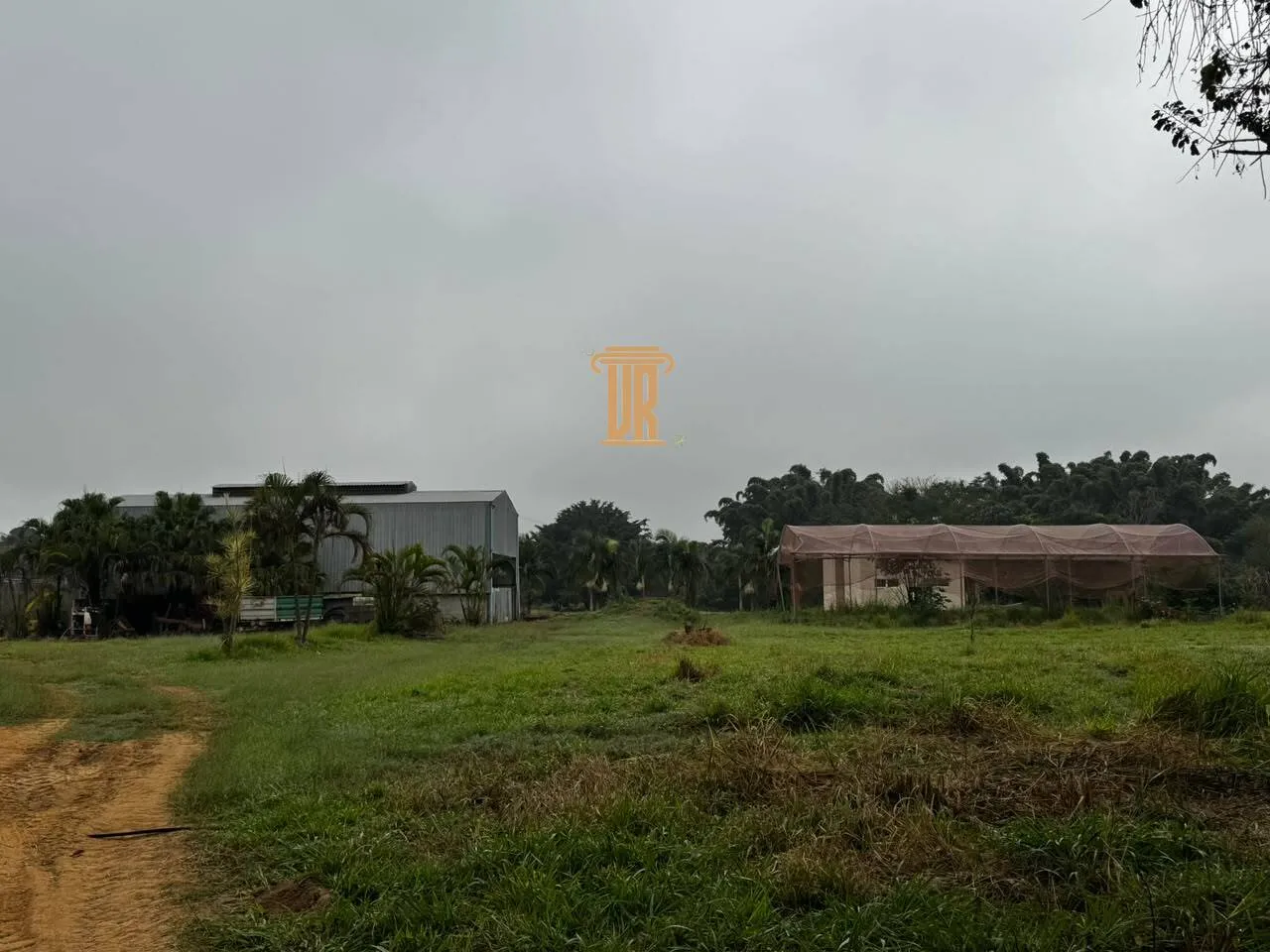 FAZENDA DE 51 ALQUEIRES EM CA&Ccedil;APAVA  Caçapava - 
