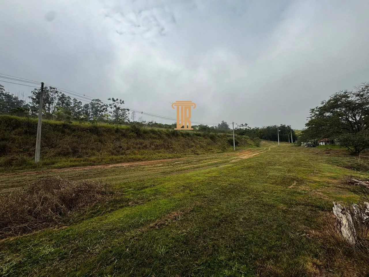 FAZENDA DE 51 ALQUEIRES EM CA&Ccedil;APAVA  Caçapava - 
