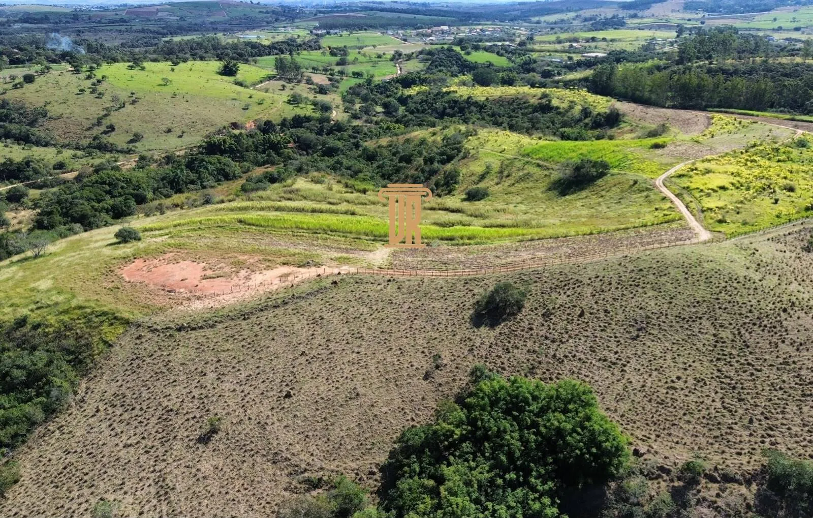 FAZENDA DE 51 ALQUEIRES EM CA&Ccedil;APAVA  Caçapava - 