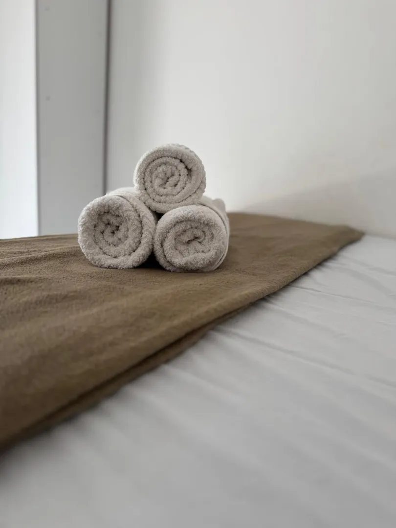 APARTAMENTO NOVO E MOBILIADO &Agrave; VENDA A 130 METROS DA PRAIA &ndash; AVIA&Ccedil;&Atilde;O, PRAIA GRANDE/SP Avenida Dona Ophelia Caccerari Reis Praia Grande - 