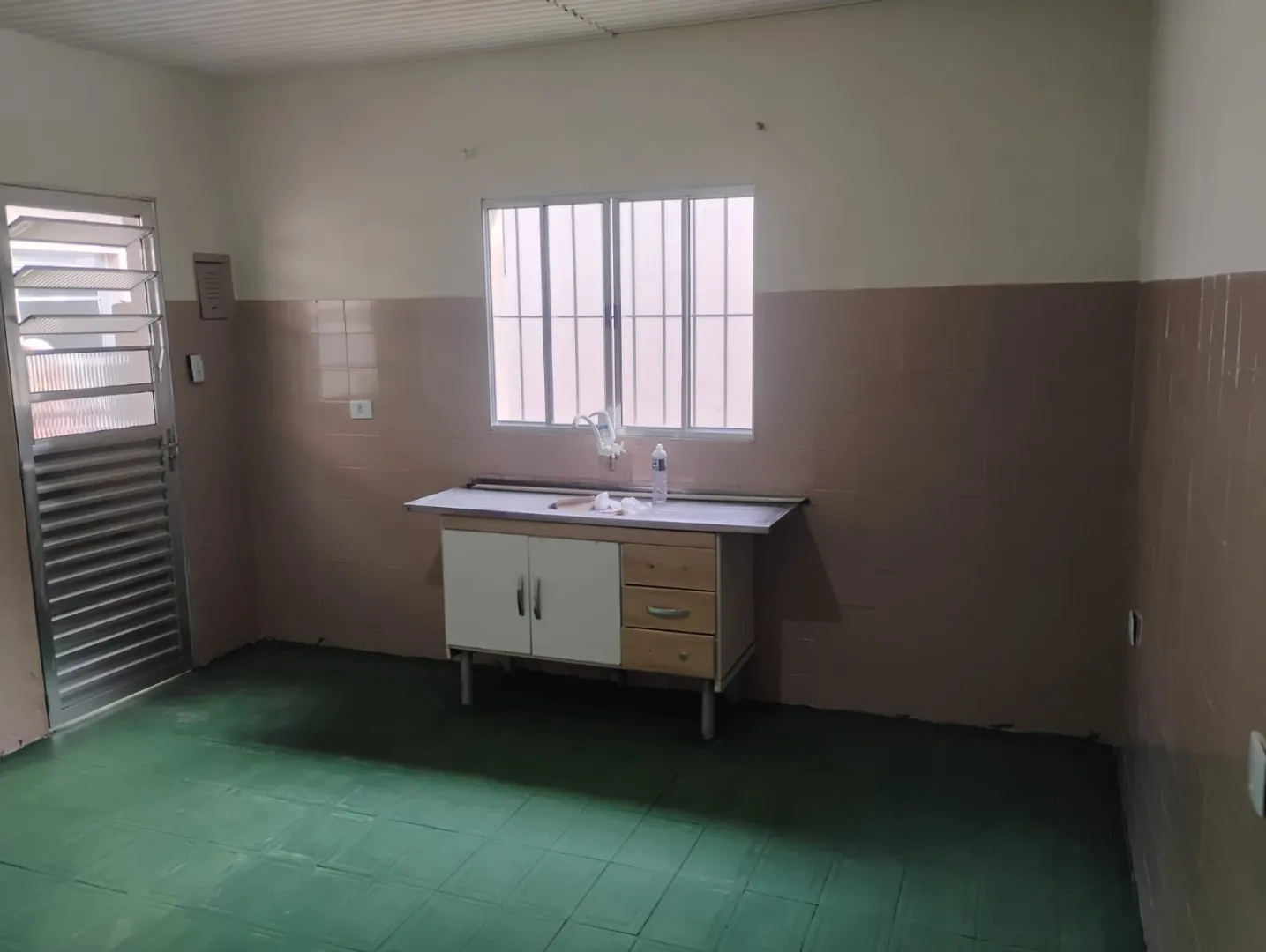 casa 1 dormitorio - Vila Jundia&iacute; Rua Júlio Antônio de Andrade Mogi das Cruzes - 