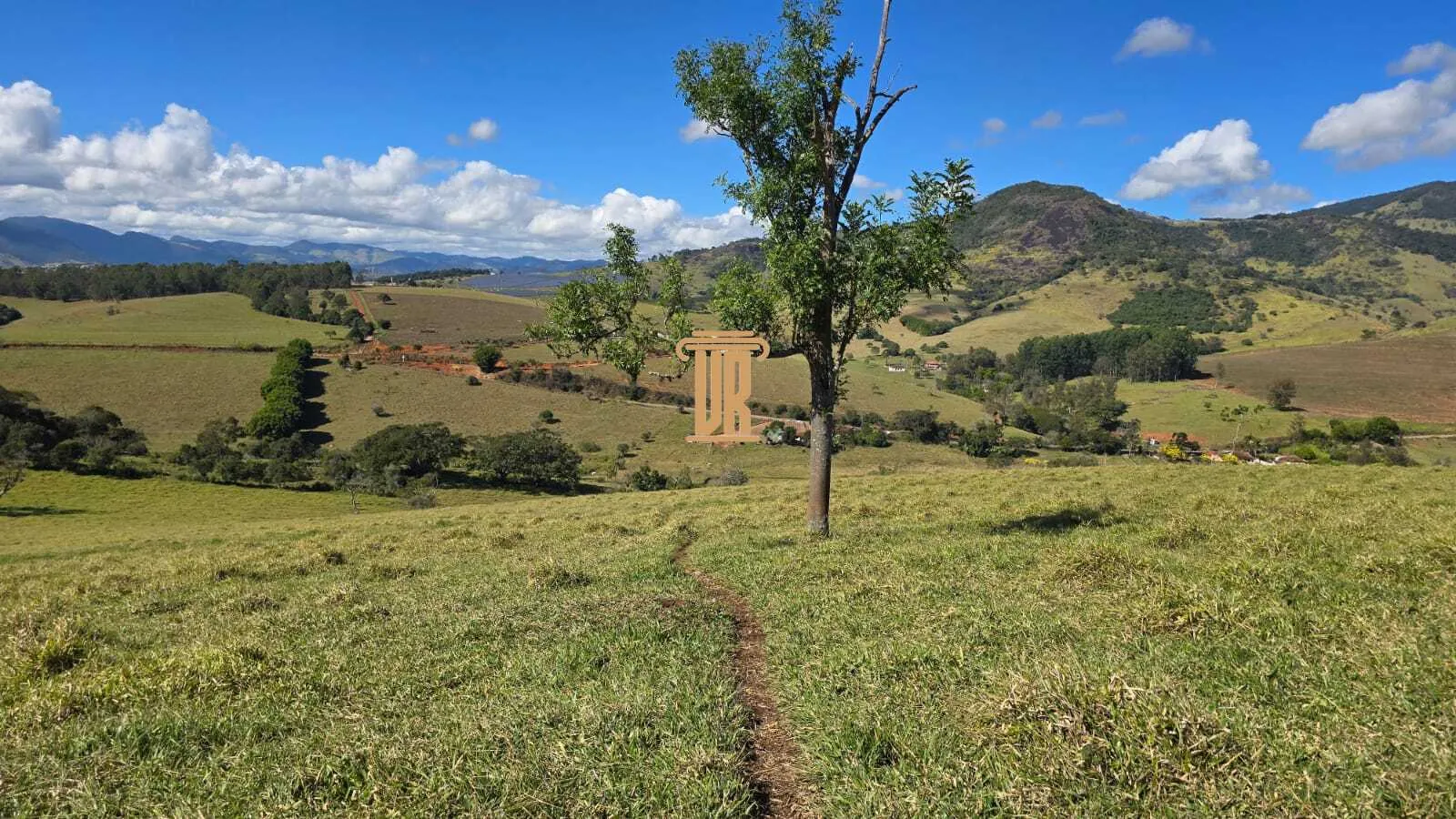 S&iacute;tio de 7,2 Alqueires - Parais&oacute;polis/MG  Paraisópolis - 