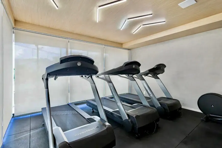 PARC VIENNE | MOBILIADO | 222M&sup2; | 3 SU&Iacute;TES | GABINETE | 4 VAGAS Avenida Ferdinand Kisslinger Porto Alegre - 