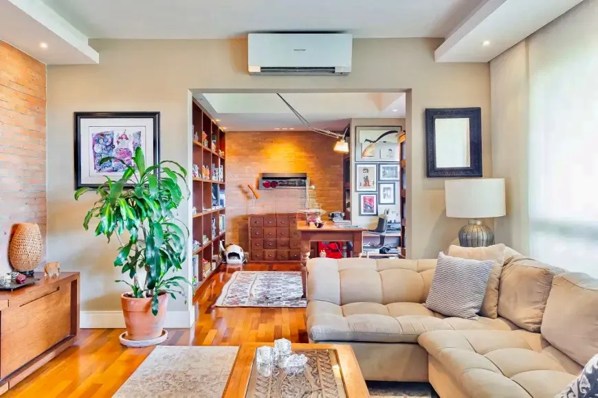 PARC VIENNE | MOBILIADO | 222M&sup2; | 3 SU&Iacute;TES | GABINETE | 4 VAGAS Avenida Ferdinand Kisslinger Porto Alegre - 