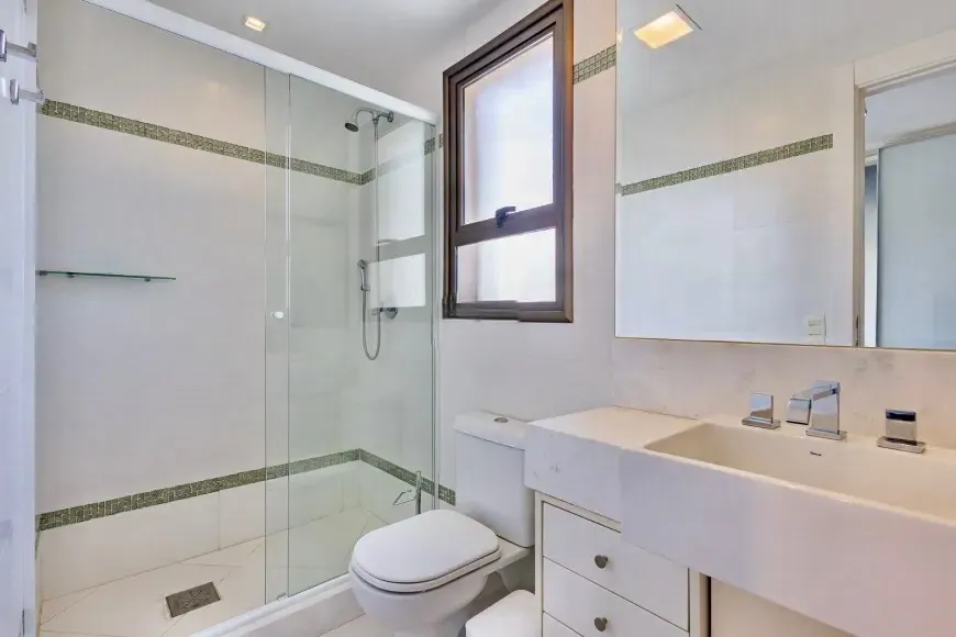 PARC VIENNE | MOBILIADO | 222M&sup2; | 3 SU&Iacute;TES | GABINETE | 4 VAGAS Avenida Ferdinand Kisslinger Porto Alegre - 