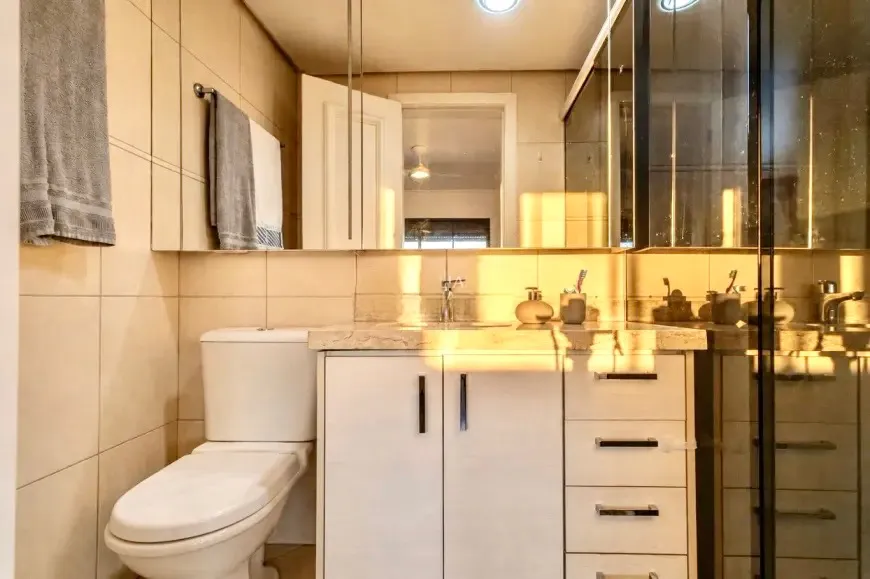 R$ 925.000 - BEL&Iacute;SSIMO APARTAMENTO - 85M2 - 3 DORM - SACADA - VISTA - 2 VAGAS Rua Coronel Corte Real Porto Alegre - 