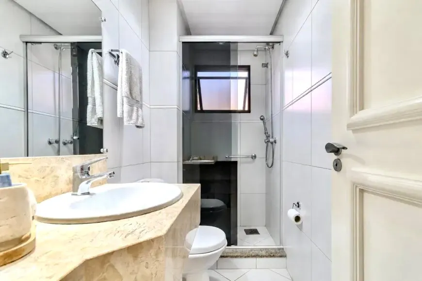 R$ 925.000 - BEL&Iacute;SSIMO APARTAMENTO - 85M2 - 3 DORM - SACADA - VISTA - 2 VAGAS Rua Coronel Corte Real Porto Alegre - 