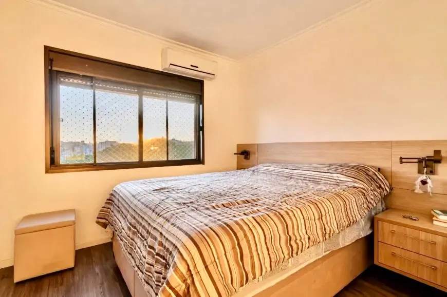 R$ 925.000 - BEL&Iacute;SSIMO APARTAMENTO - 85M2 - 3 DORM - SACADA - VISTA - 2 VAGAS Rua Coronel Corte Real Porto Alegre - 