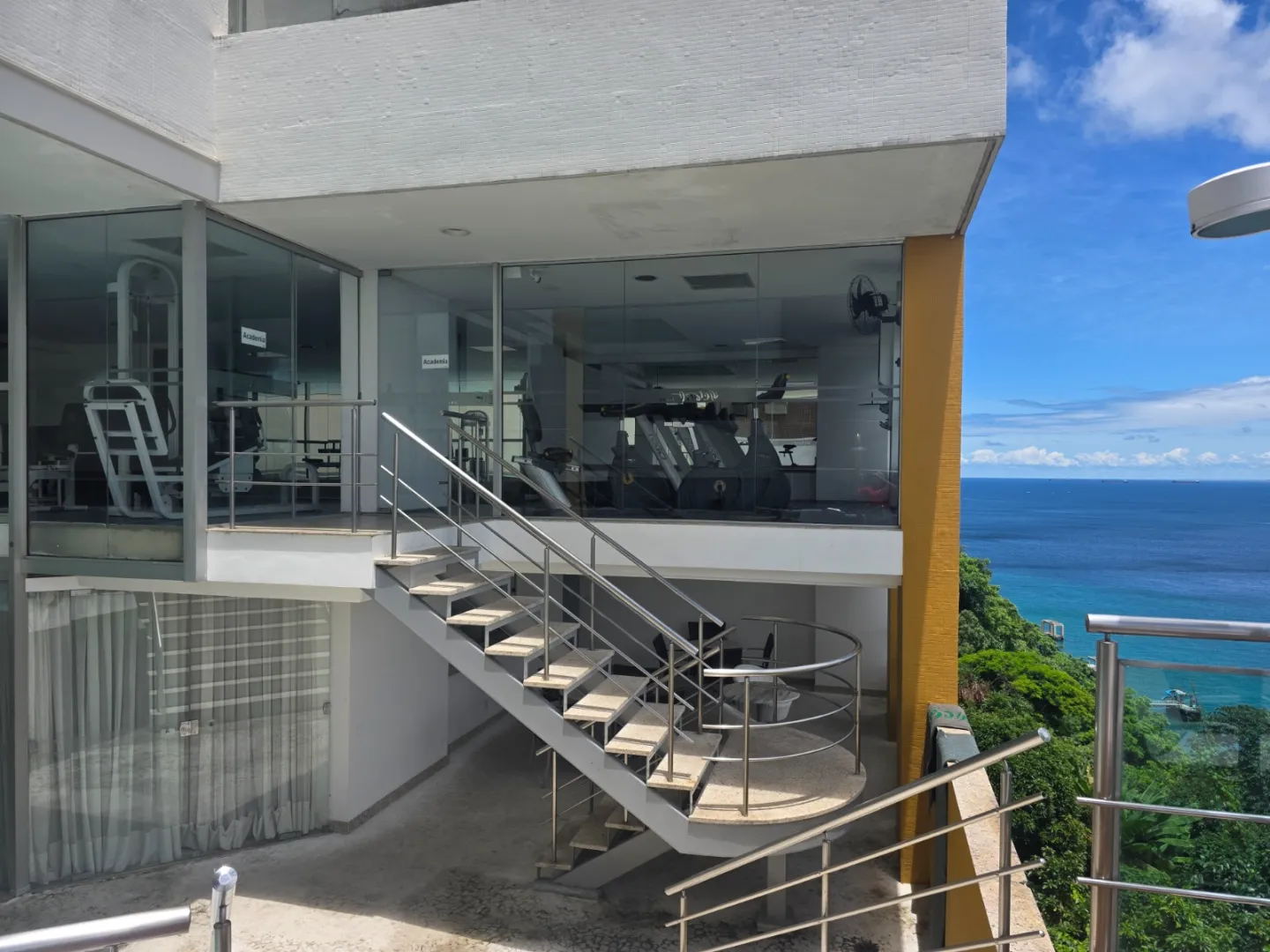 APARTAMENTO LOFT NASCENTE SU&Iacute;TE CLOSET GARAGEM PISCINA ACADEMIA &Agrave; VENDA NA VIT&Oacute;RIA! Avenida Sete de Setembro Salvador - 