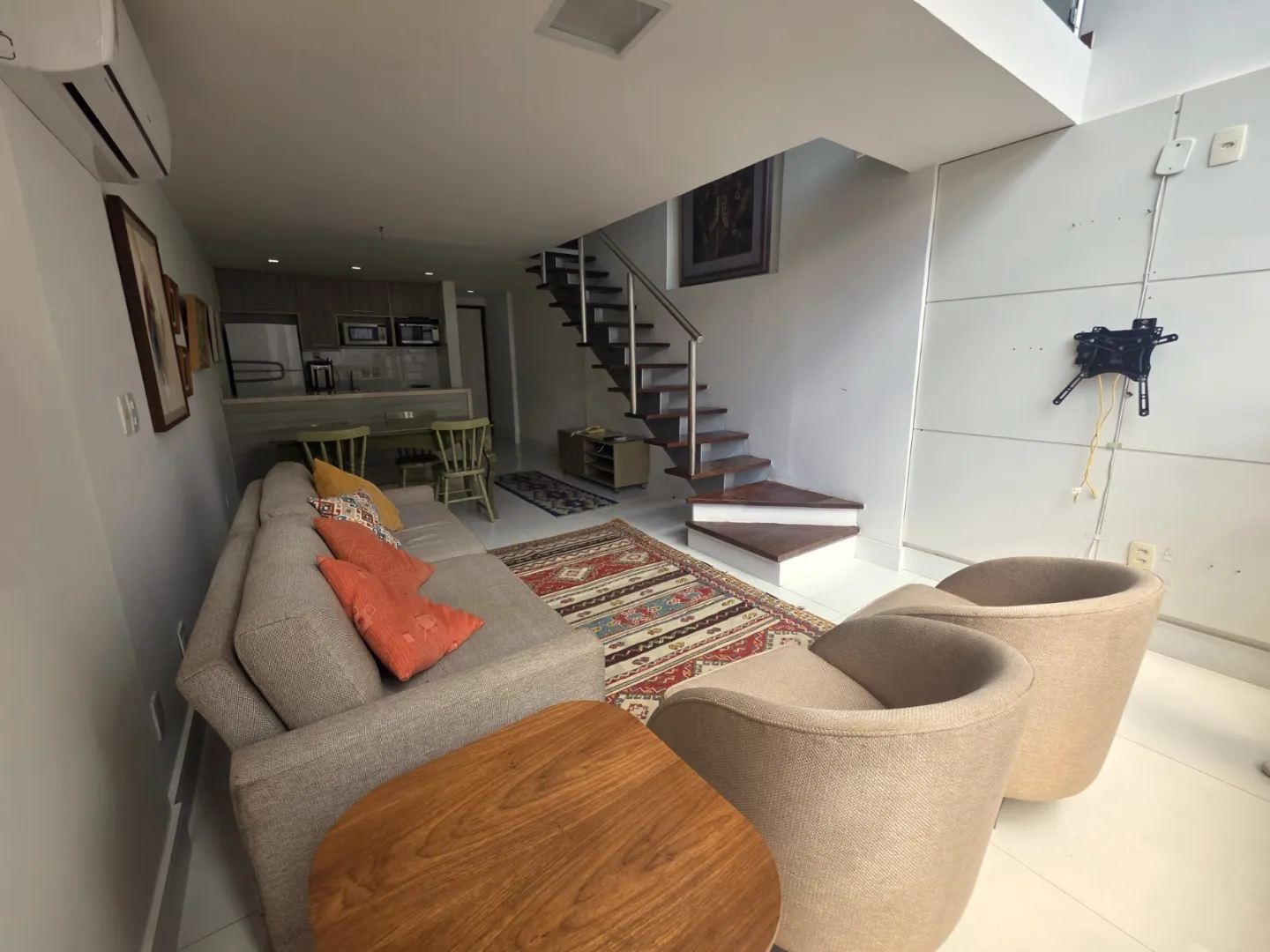 APARTAMENTO LOFT NASCENTE SU&Iacute;TE CLOSET GARAGEM PISCINA ACADEMIA &Agrave; VENDA NA VIT&Oacute;RIA! Avenida Sete de Setembro Salvador - 