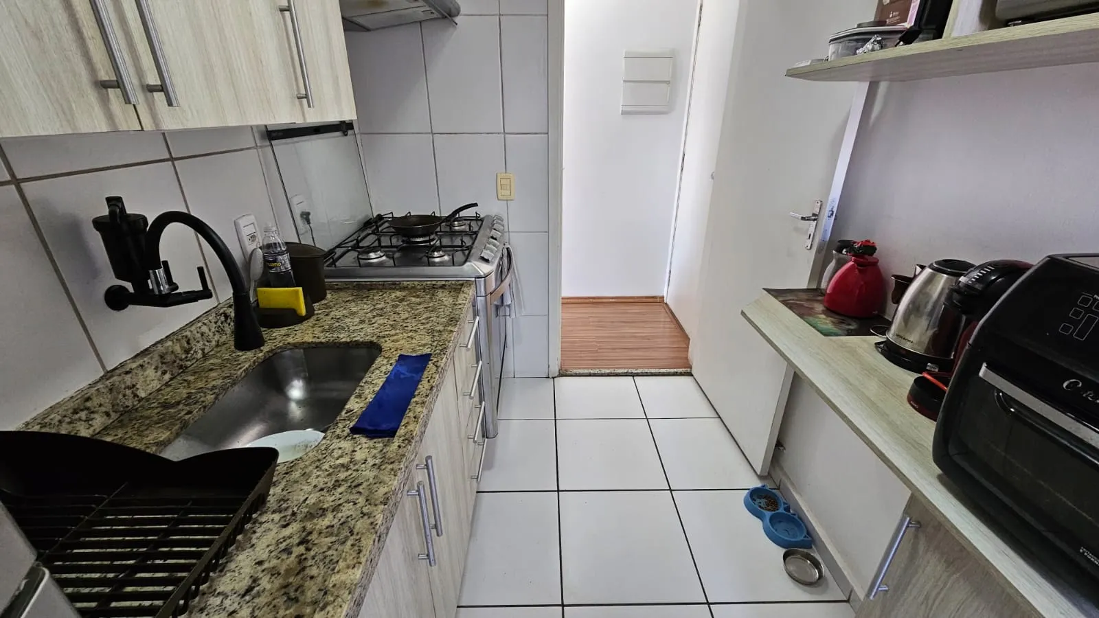 Apartamento &agrave; venda, 55m - 2 Dormit&oacute;rios - R$ 300.000 - Cond. Varanda Vile - Sorocaba Rua Valdomiro Ferraresi Sorocaba - 