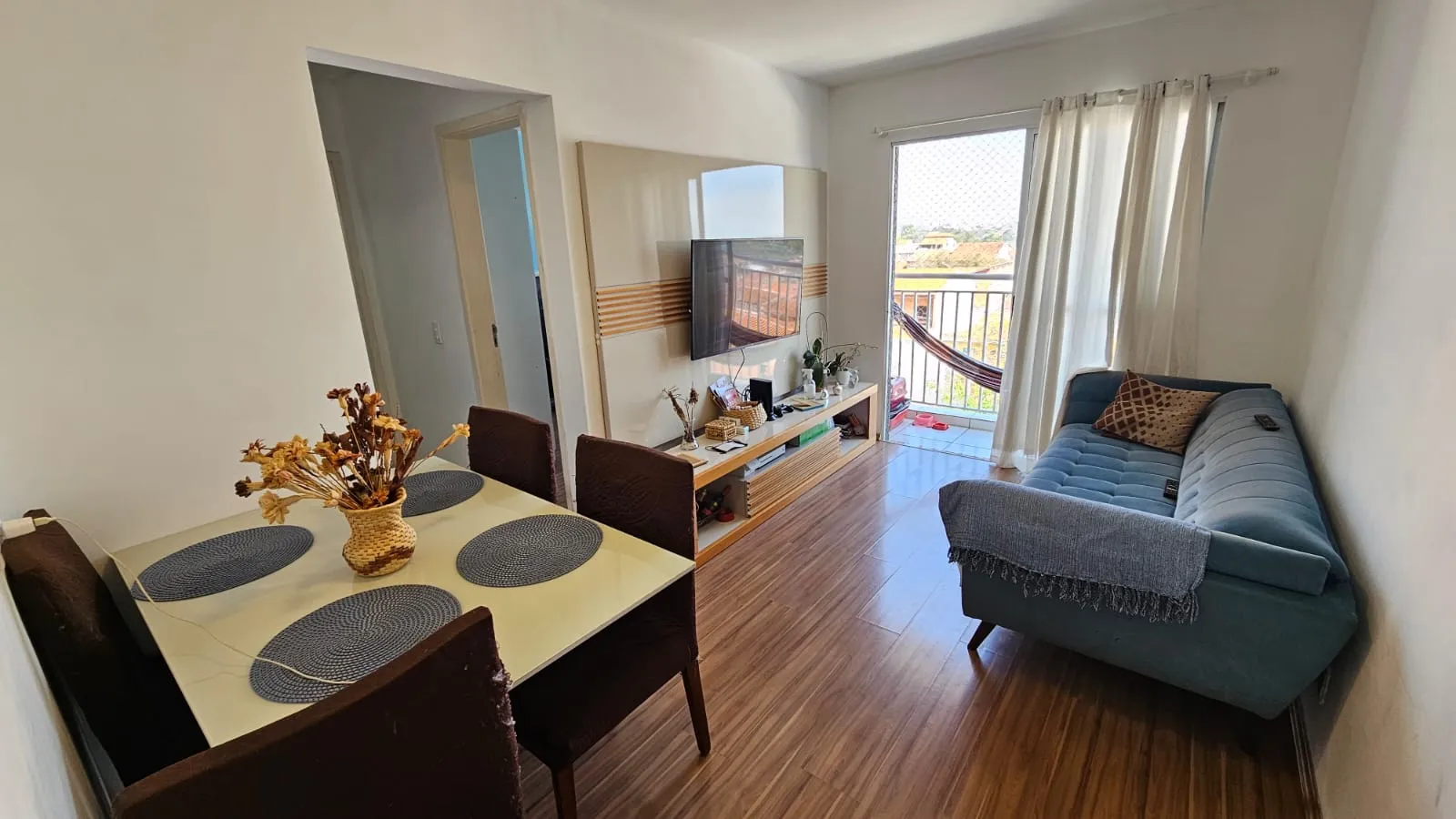 Apartamento &agrave; venda, 55m - 2 Dormit&oacute;rios - R$ 300.000 - Cond. Varanda Vile - Sorocaba Rua Valdomiro Ferraresi Sorocaba - 