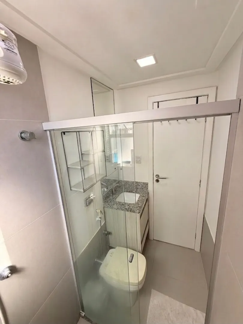 APARTAMENTO 3 QUARTOS SU&Iacute;TE 2 GARAGENS ELEVADORES PORTARIA 24H &Agrave; VENDA RIO VERMELHO! Rua Francisco Rosa Salvador - 