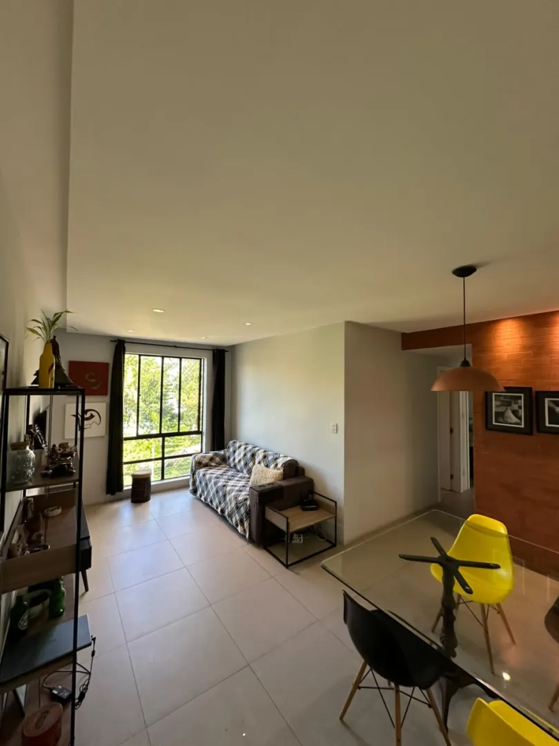 APARTAMENTO 3 QUARTOS SU&Iacute;TE 2 GARAGENS ELEVADORES PORTARIA 24H &Agrave; VENDA RIO VERMELHO! Rua Francisco Rosa Salvador - 