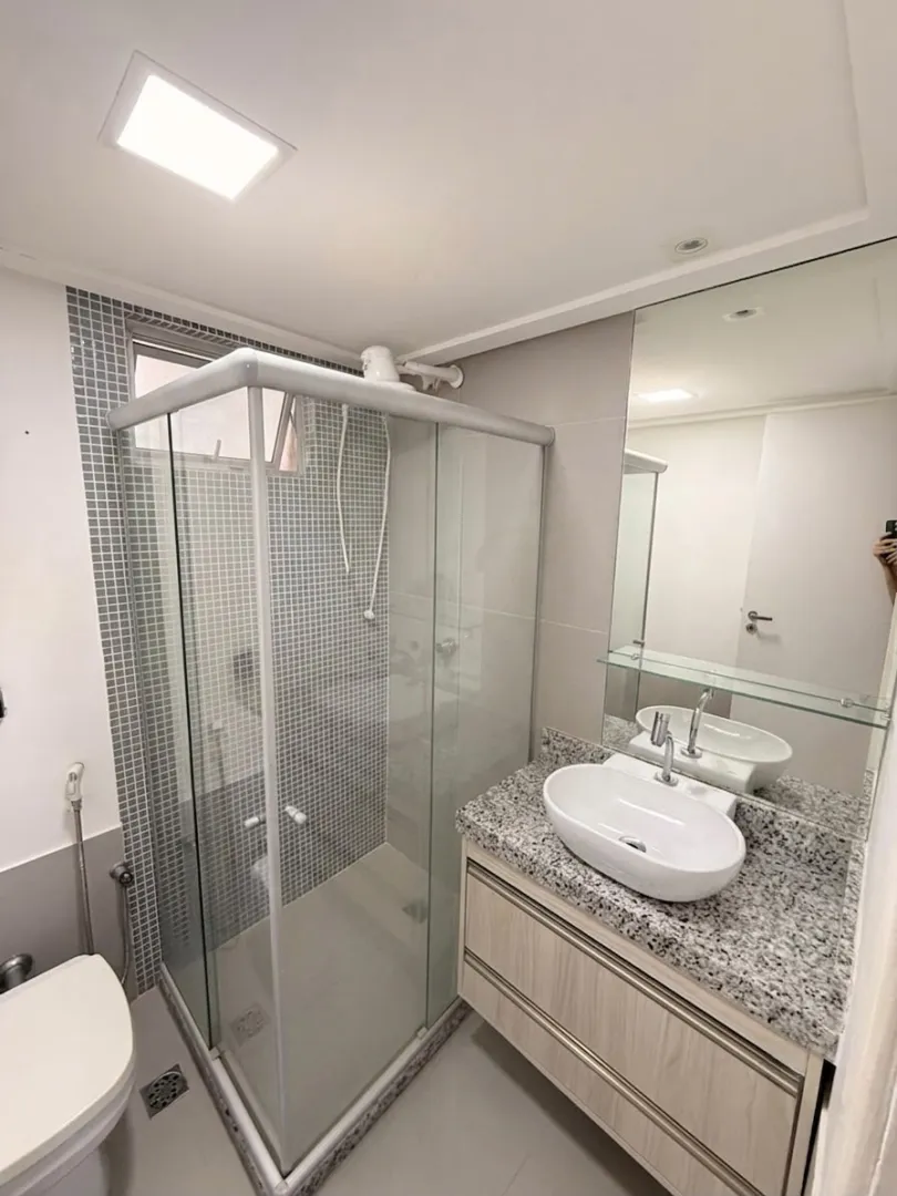 APARTAMENTO 3 QUARTOS SU&Iacute;TE 2 GARAGENS ELEVADORES PORTARIA 24H &Agrave; VENDA RIO VERMELHO! Rua Francisco Rosa Salvador - 