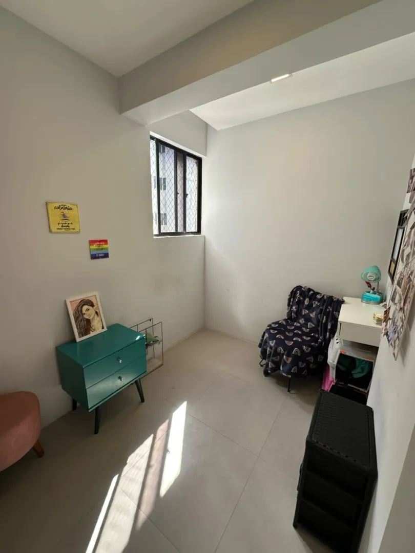 APARTAMENTO 3 QUARTOS SU&Iacute;TE 2 GARAGENS ELEVADORES PORTARIA 24H &Agrave; VENDA RIO VERMELHO! Rua Francisco Rosa Salvador - 