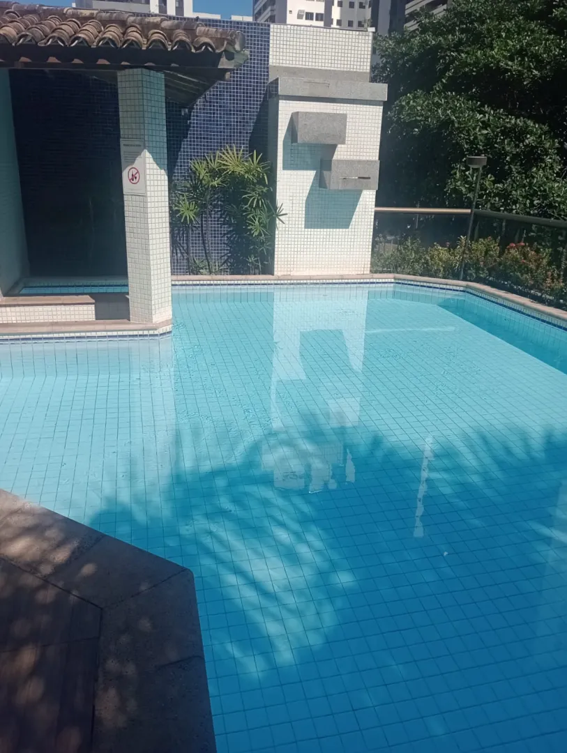 APARTAMENTO 3 QUARTOS 2 SU&Iacute;TES VARANDA PISCINA ACADEMIA CINEMA QUADRA 2 GARAGENS PITUBA! Rua Renato de Menezes Berenguer Salvador - 