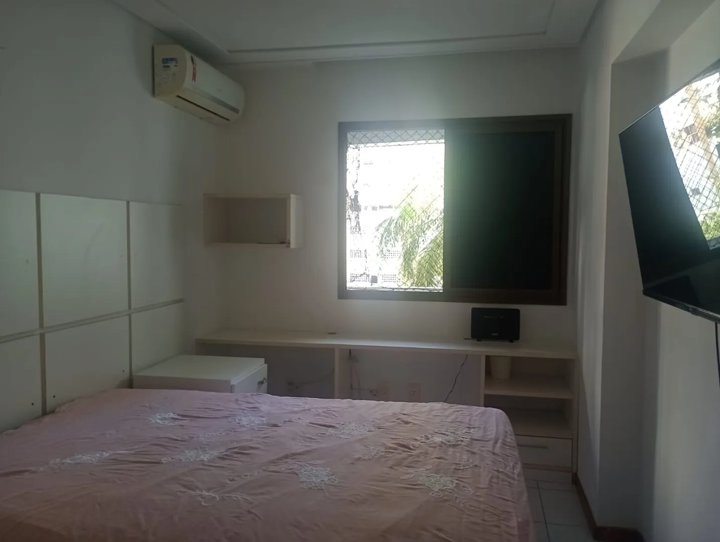 APARTAMENTO 3 QUARTOS 2 SU&Iacute;TES VARANDA PISCINA ACADEMIA CINEMA QUADRA 2 GARAGENS PITUBA! Rua Renato de Menezes Berenguer Salvador - 