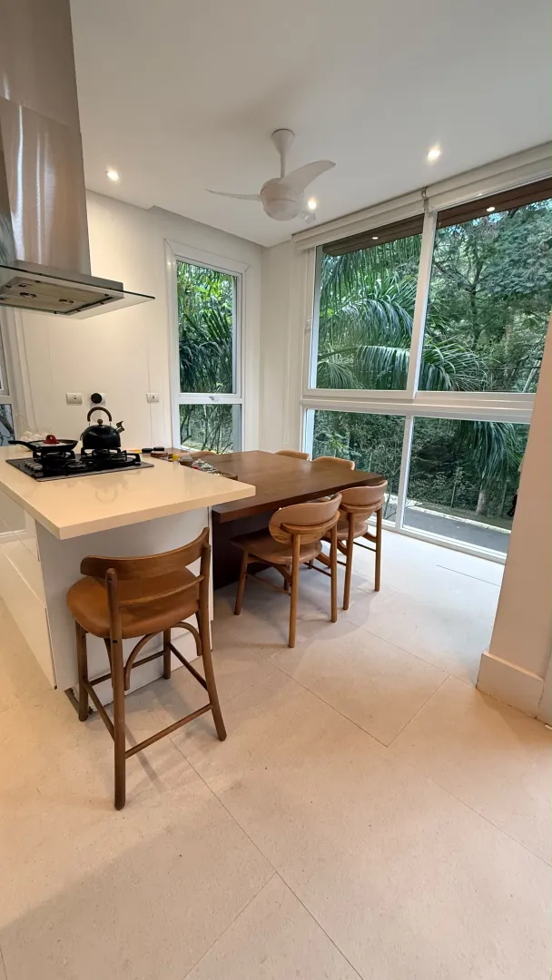 CASA MODERNA NO ALPHAS&Iacute;TIO Avenida dos Parques Santana de Parnaíba - 