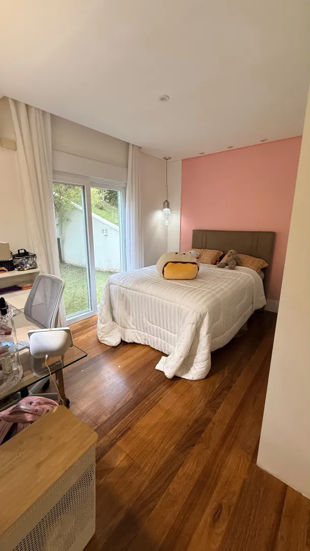 CASA MODERNA NO ALPHAS&Iacute;TIO Avenida dos Parques Santana de Parnaíba - 
