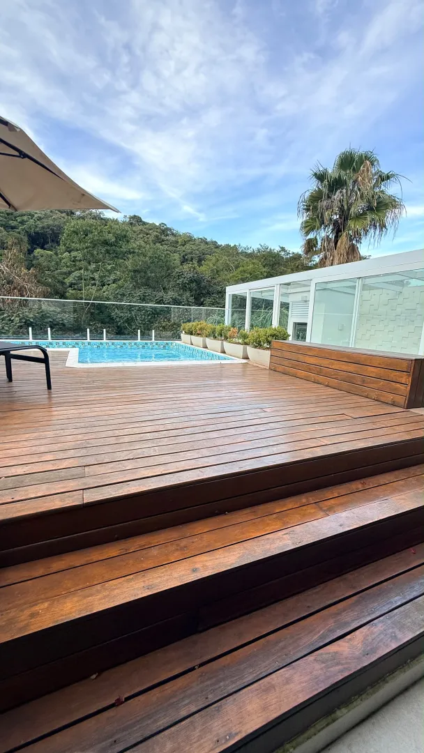 CASA MODERNA NO ALPHAS&Iacute;TIO Avenida dos Parques Santana de Parnaíba - 